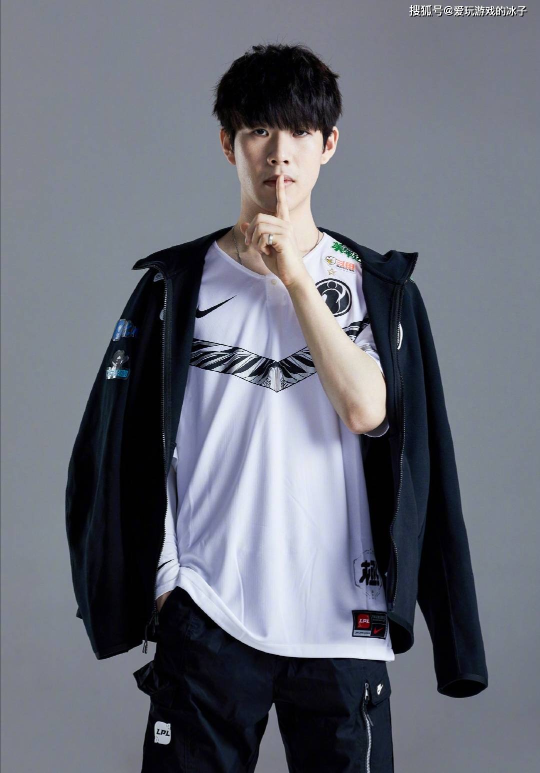 BLG出征S14返图：给ON和Xun开心坏了